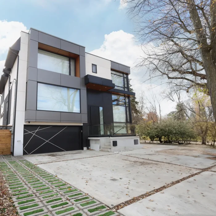 297 Poyntz Ave 5 Project Photo 11