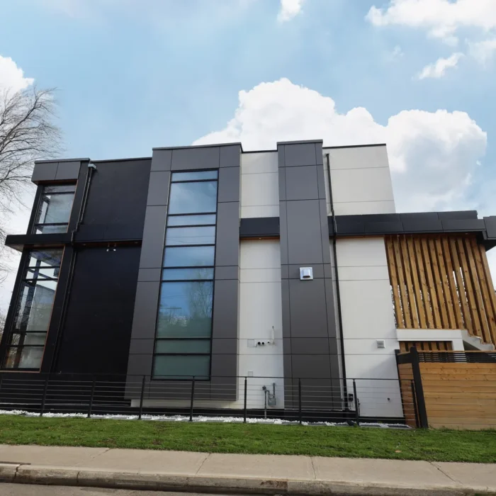 297 Poyntz Ave 5 Project Photo 23