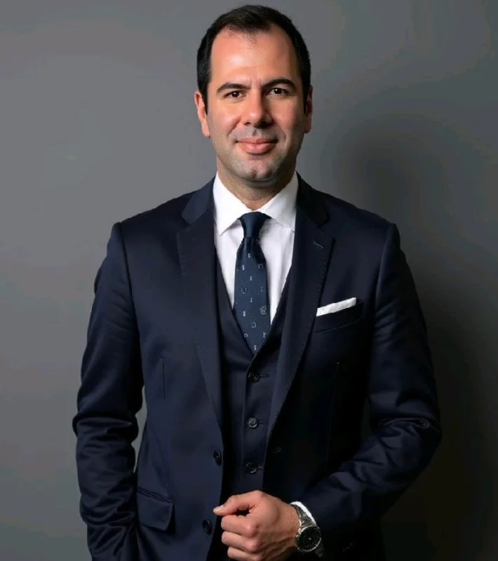 Buildsky Founder Maxx